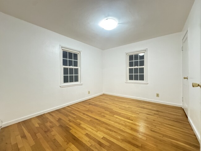 Photo - 43 Bay State Rd Townhome