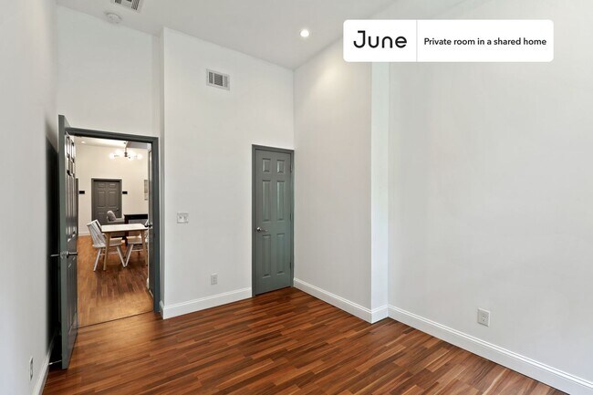 Photo - Room in Shared 4 bed/1 bath home Unidad B