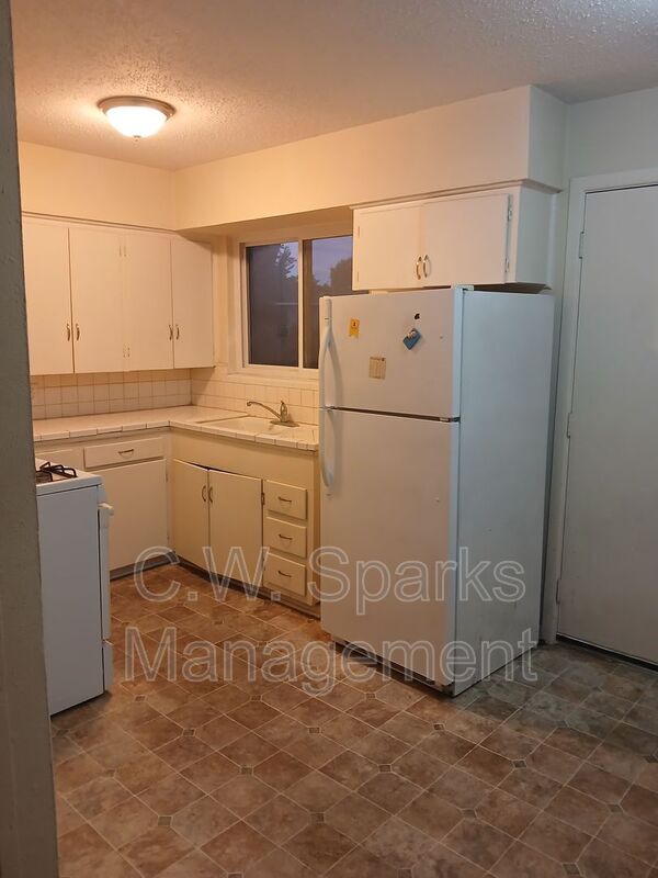 Photo - 3015 Avon St