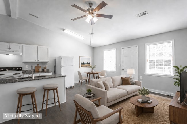 Building Photo - 100 Creeks Bend Dr Unit APT 74