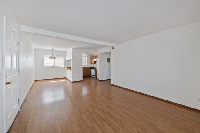 Photo - 1616 Federal Ave Unidad D