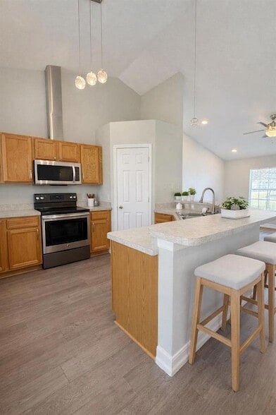 Photo - 14069 Drysdale St