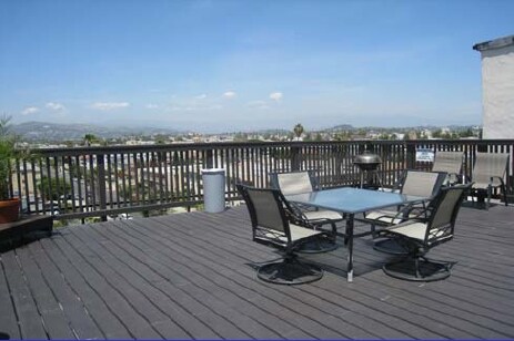 Rooftop - Oxford Club Apartments