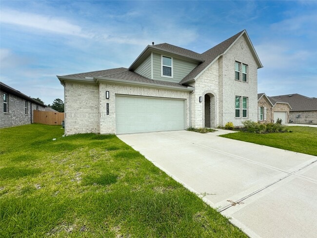 15216 Tattle Crk Ln