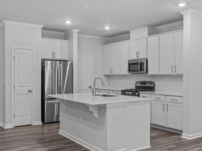 Photo - 3BR Like-New Townhome – GREAT PRICE - Community Pool/Playground