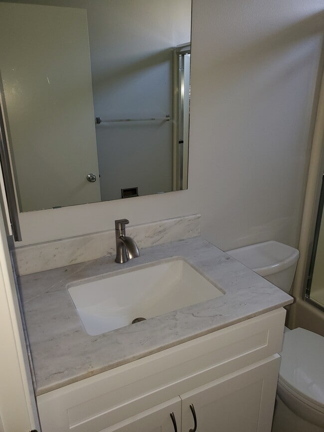 Building Photo - 7892 2nd St Unit 106