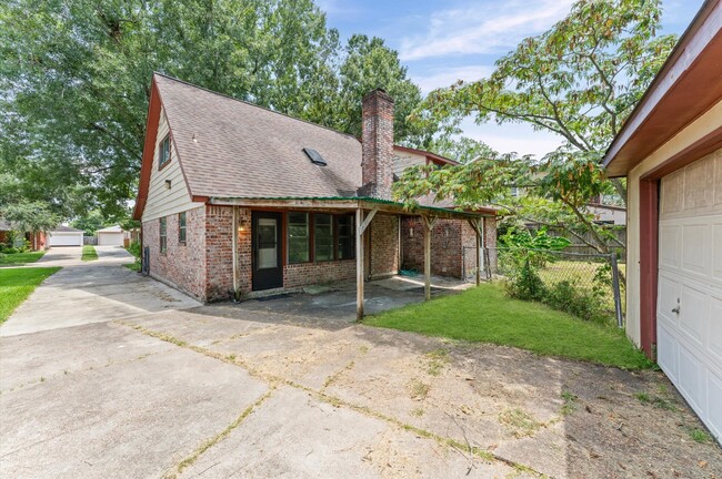 Photo - 11914 Meadowtrail Ln