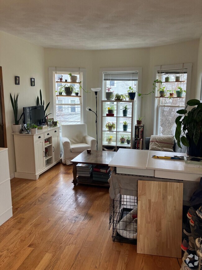 Building Photo - 19 Linden Ave Unit 3 Rental