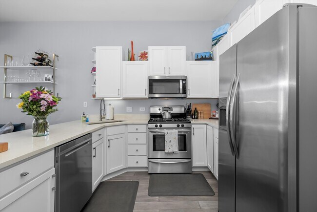 Photo - 230 W Division St Unit 1406