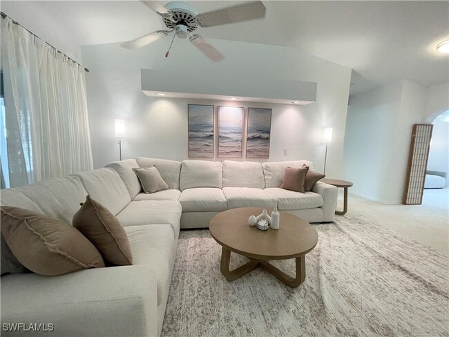 Photo - 341 Emerald Bay Cir Unidad T5