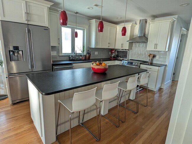 Photo - 29 Cameron Ave Unit 3