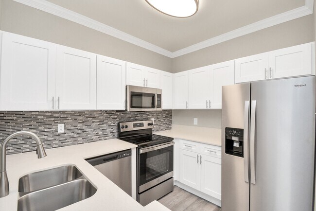 Building Photo - 2222 Maroneal St Unit 1414 Rental