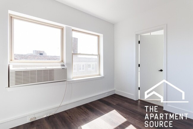 1555 W Hollywood Ave Unit 205