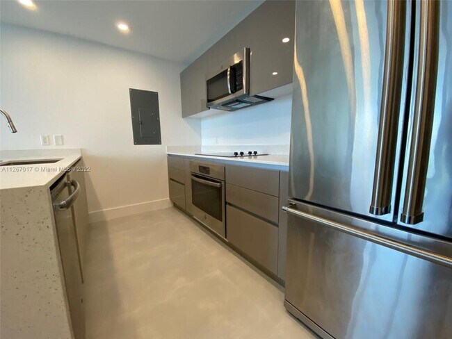 Photo - 2 bedroom in North Miami FL 33181 Unidad PH3