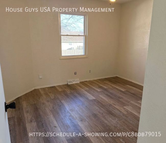 Photo - 2903 Tepee Ave