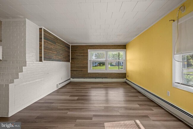 47 Glenwood Ln