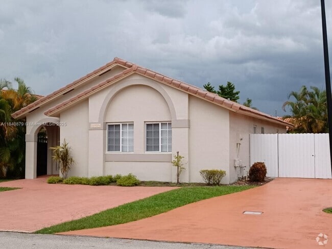 Building Photo - 16771 NW 74th Ct Rental