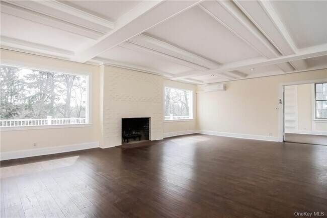 Photo - 50 Greenacres Ave