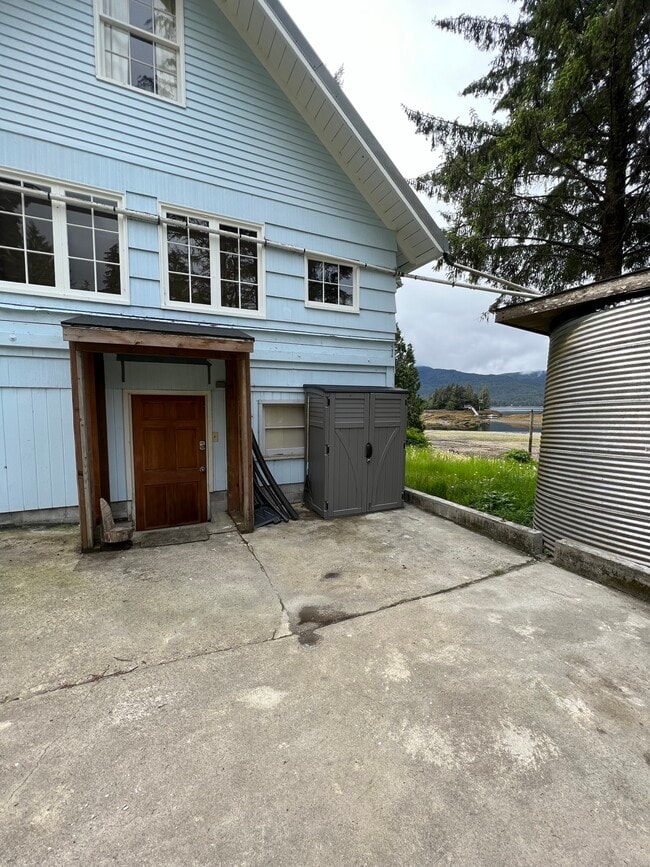 Photo - 8335 N Tongass Hwy