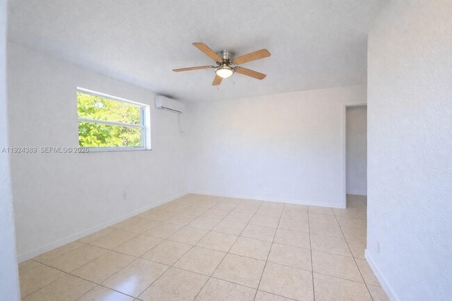 Photo - 2580 NW 139th St Unit 1