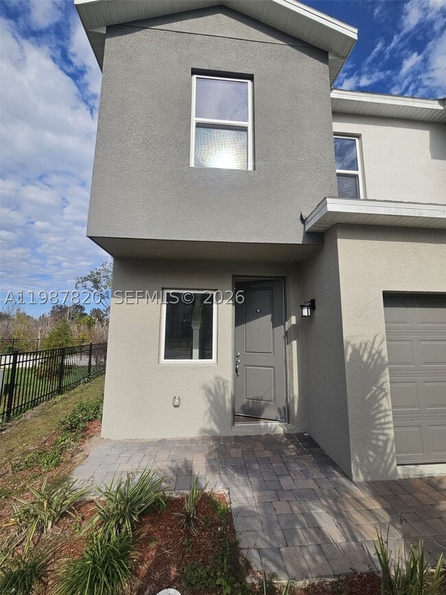 1201 Southstation Pl
