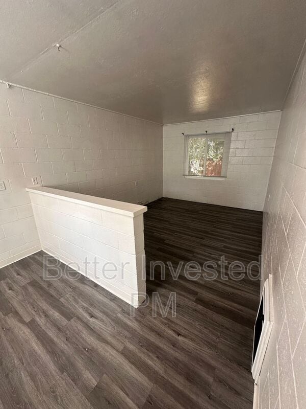 Photo - 570 Talmage Rd Unit Apt N