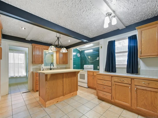 Photo - 1716 1st Ave SW