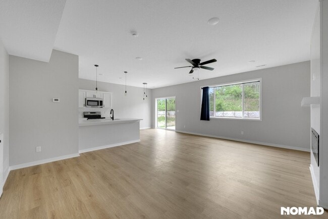 Photo - 619 Wright Rd