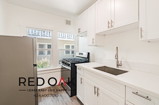 Photo - 1559 N Hill Ave Unidad 8