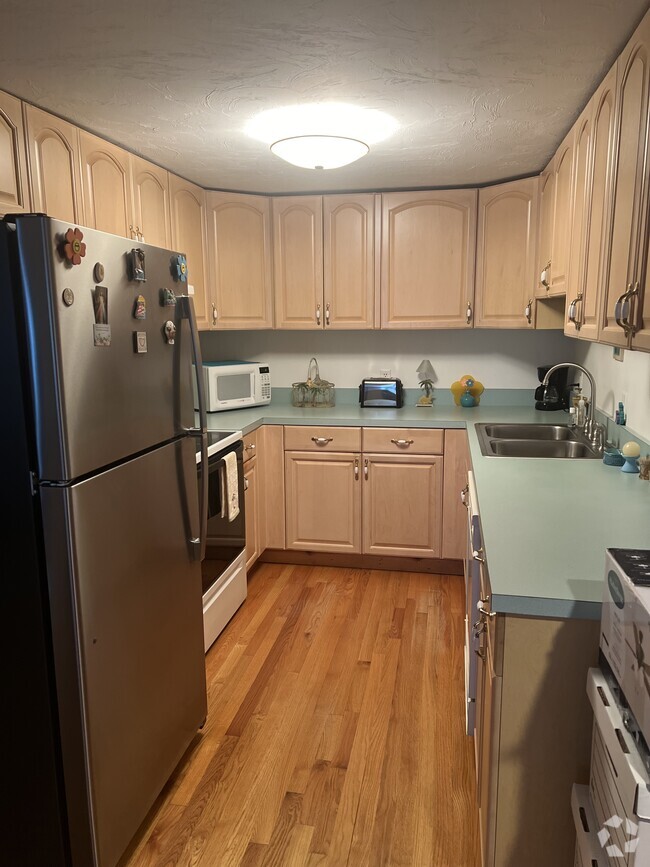 Building Photo - 324 Rhode Island Ave Unit 1 Rental