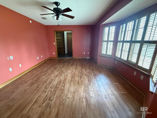 Photo - 106 S Beech St