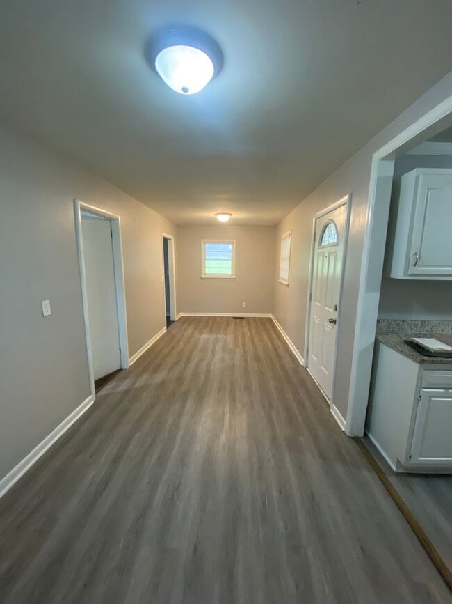 Photo - 1376 5th Pl NW