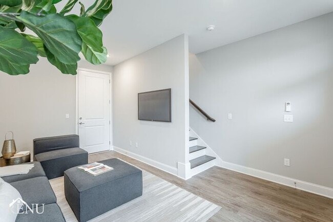 Photo - 2322 E 18th St Pl