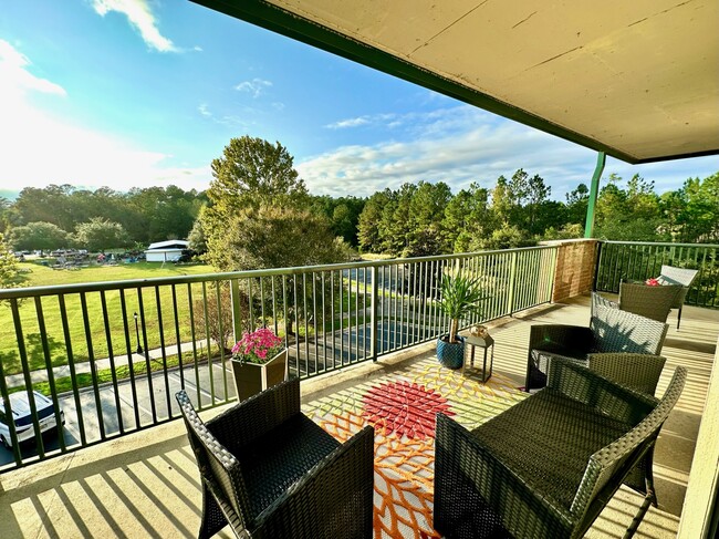 Patio - Magnolia Parke Rental