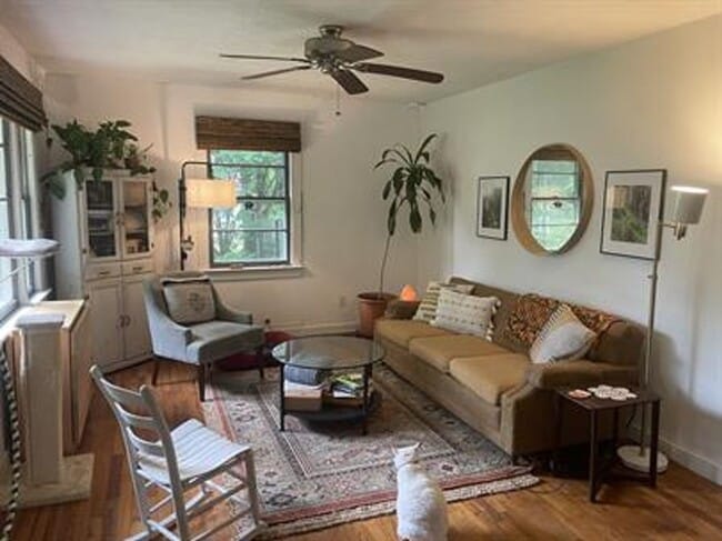 Photo - 2/1 Available Now