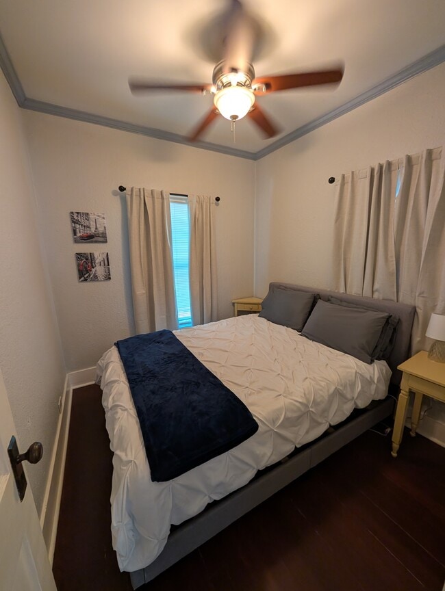 Photo - 1206 SW Plass Ave