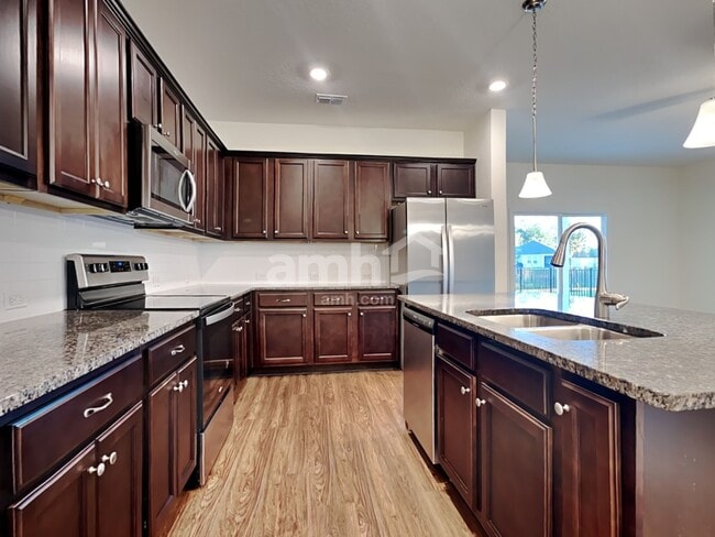 Photo - 1247 Tan Tara Trl