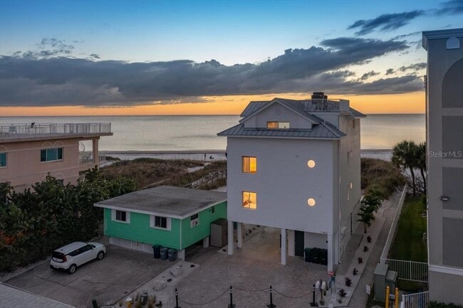 Photo - 17852 Lee Ave