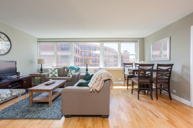 Photo - 2300 N Commonwealth Ave Condo Unit 6E
