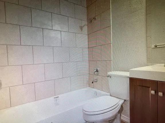 Building Photo - 2203 Tabor Ct