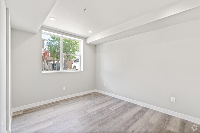 1BR, 1BA - 704SF - 22 Kennedy