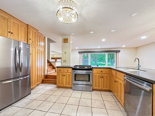 Photo - 3830 Union Terrace Ln N