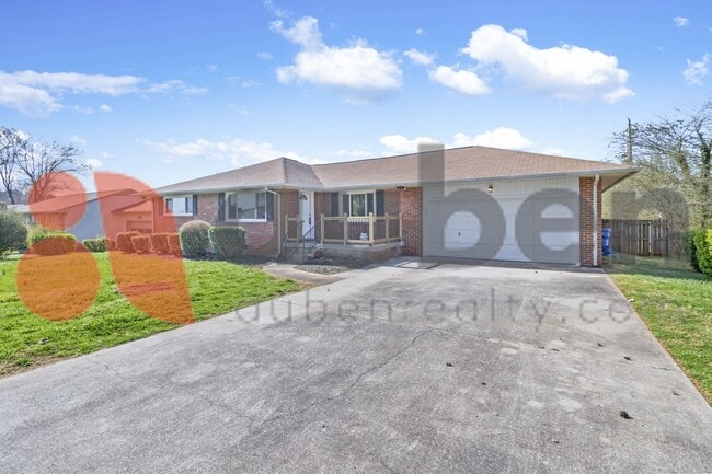 Photo - 4430 Lilac Ln
