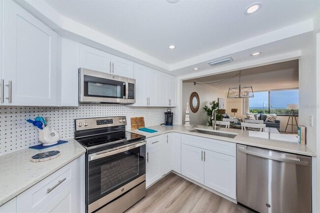 Photo - 6357 Bahia Del Mar Blvd S Unidad 407