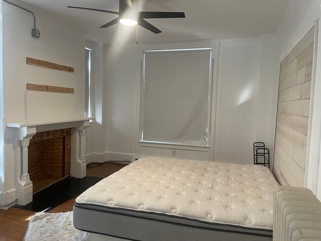 Photo - 76 Maple St Unit 2
