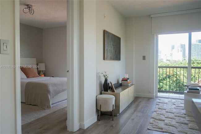 Photo - 1918 Brickell Ave Unit 502