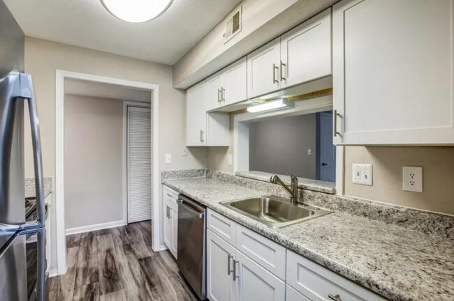 Photo - 2845 Holcomb Bridge Rd Unit 1308