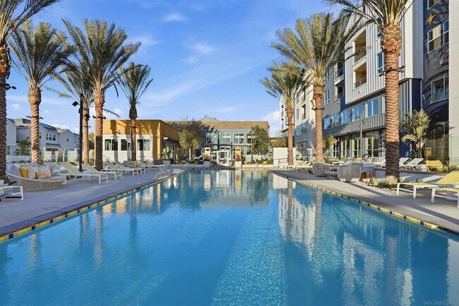 Building Photo - 6030 Moonglow Dr Unit 303