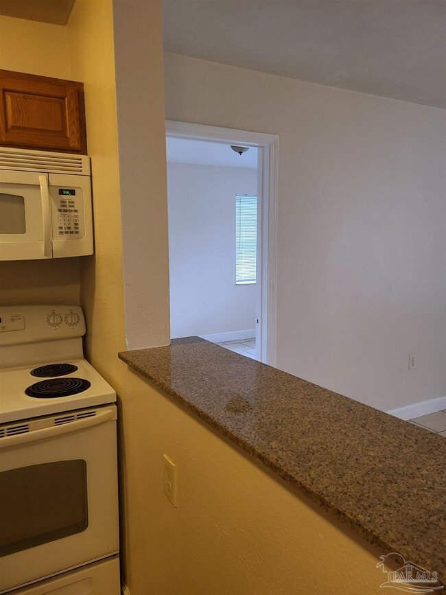 Photo - 204 Holmes Dr