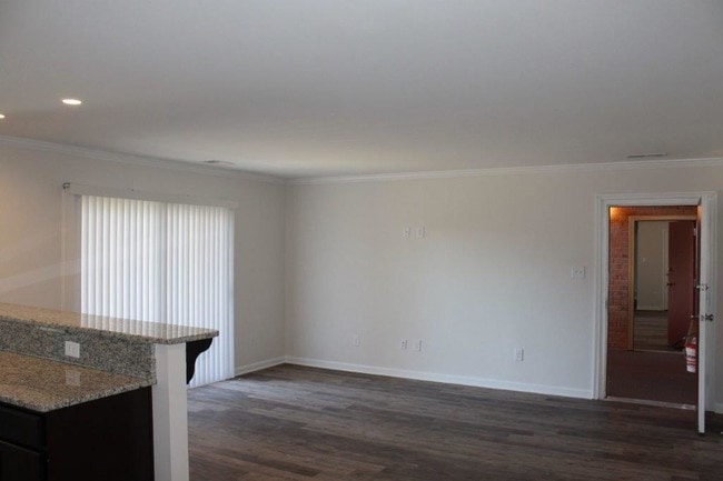 Photo - Cabin Creek Apartments